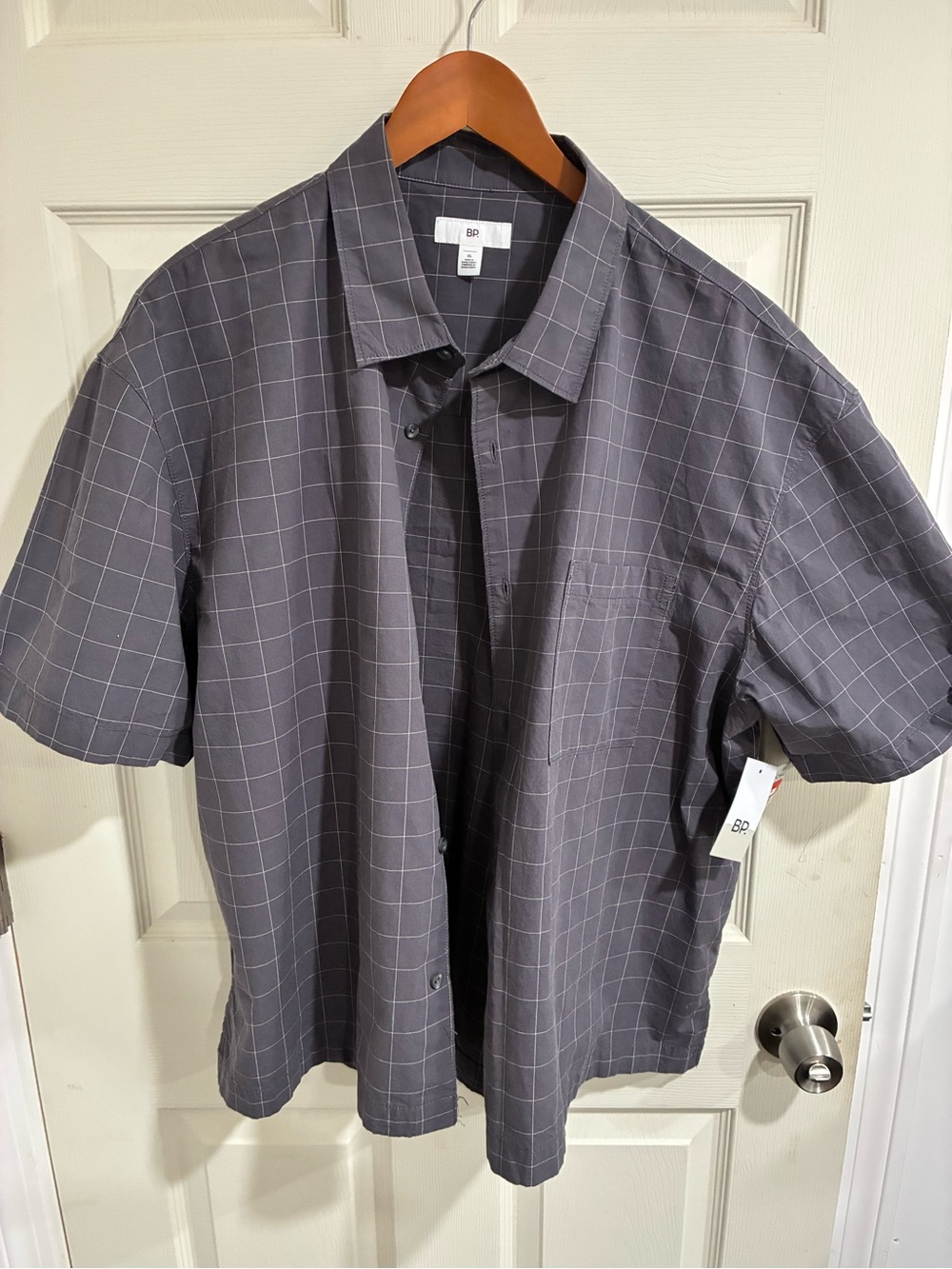 bp Men’s Short-Sleeve Windowpane Button-Up Shirt in Charcoal Gray